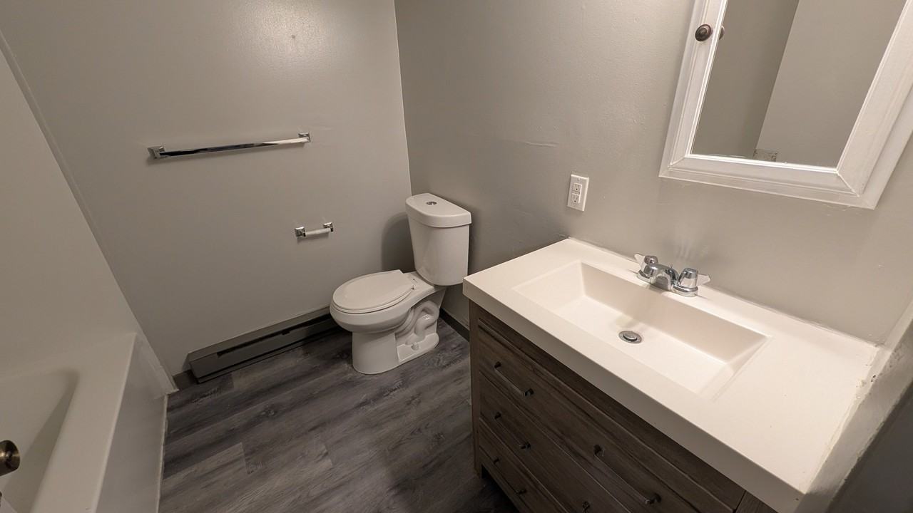 17 Regan St #5B - Photo 7 of 12