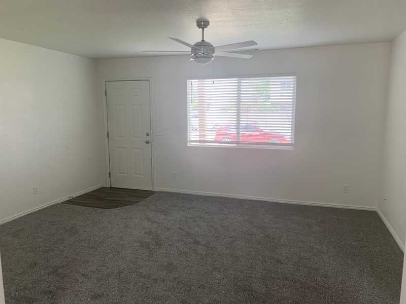 1396 Nw #3 - Photo 5 of 13