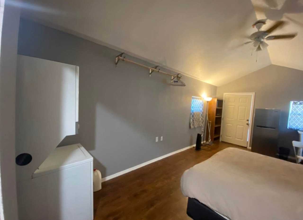 685 Englehart Rd - Photo 4 of 8