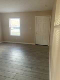 4794 Rossmoor Pl - Photo 4 of 14