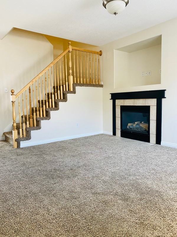 428 E Park Oak Pl - Photo 2 of 36