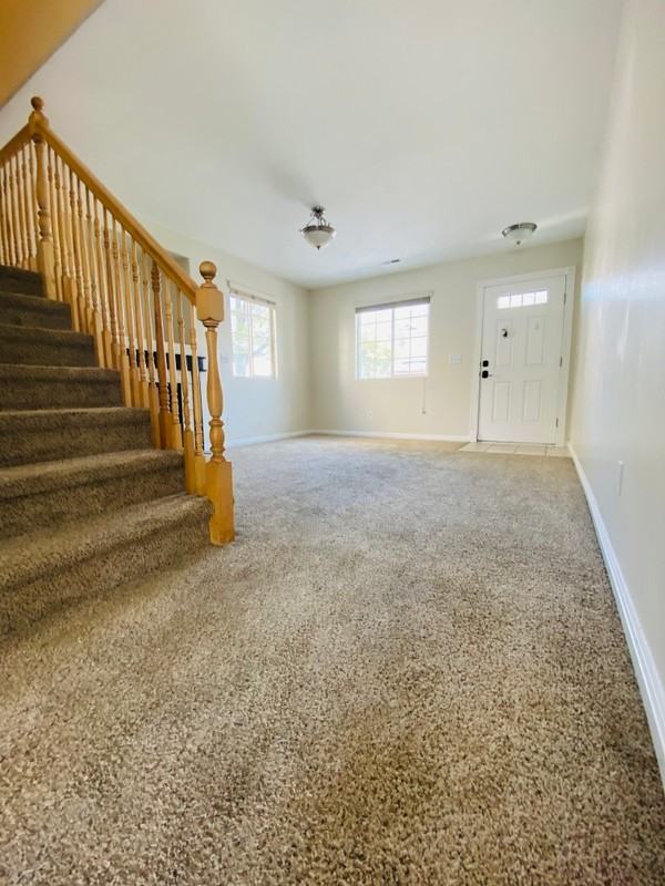 428 E Park Oak Pl - Photo 3 of 36