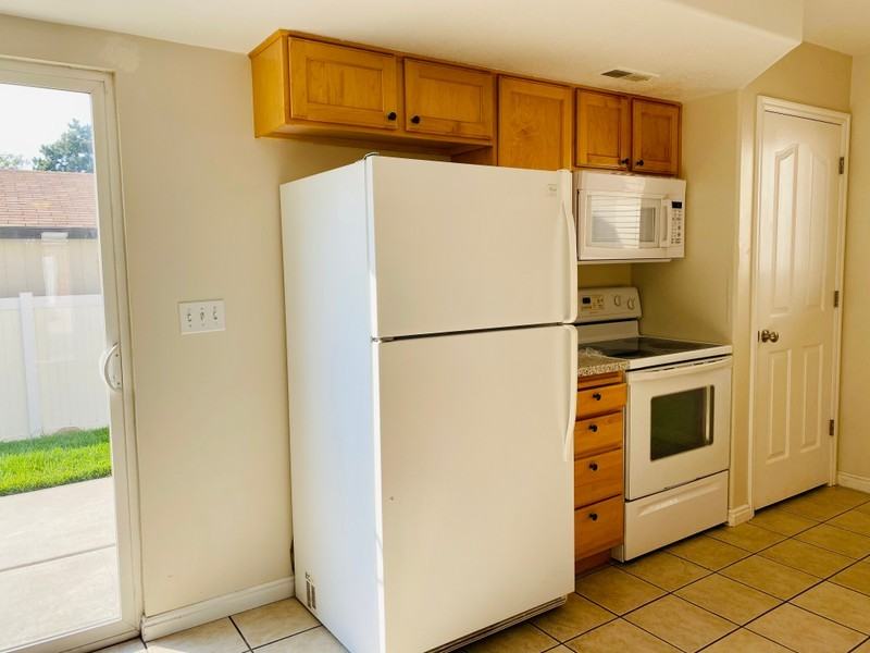 428 E Park Oak Pl - Photo 5 of 36