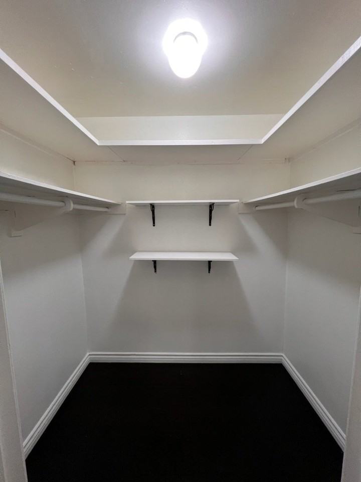 1116 N Barston Ave - Photo 3 of 13