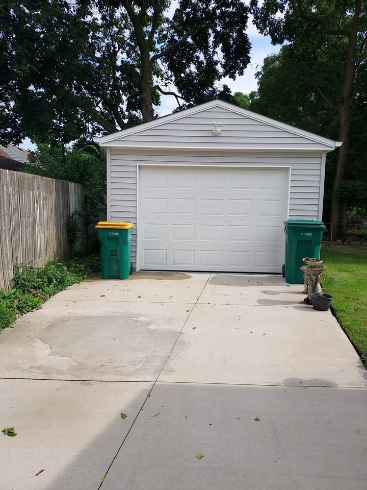 17488 Mccracken Rd - Photo 2 of 14