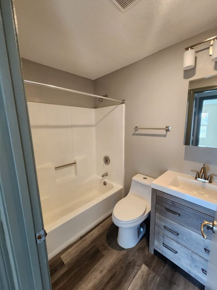 94 West St #20 - Photo 5 of 14