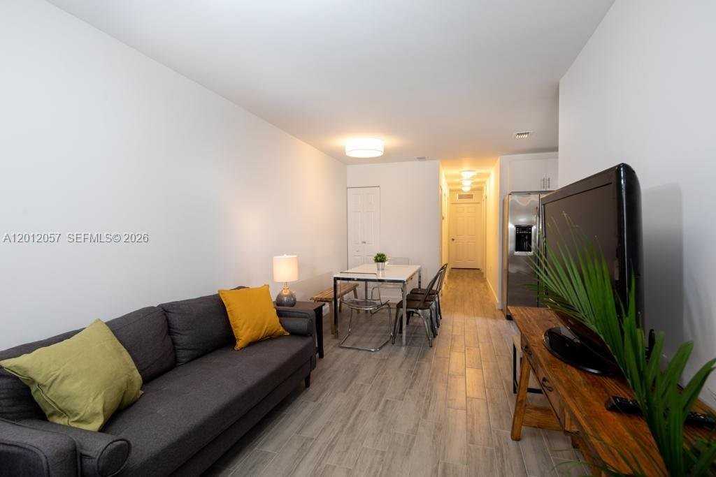 2800 Swstreet - Photo 2 of 11