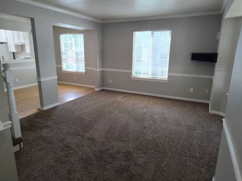 61 Southgate Loop - Photo 2 of 15