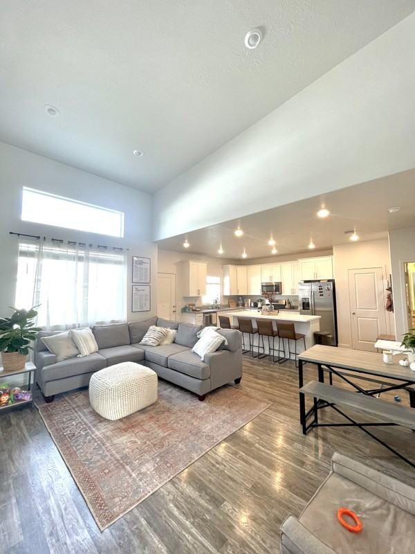 4299 E Golden Grv - Photo 3 of 15