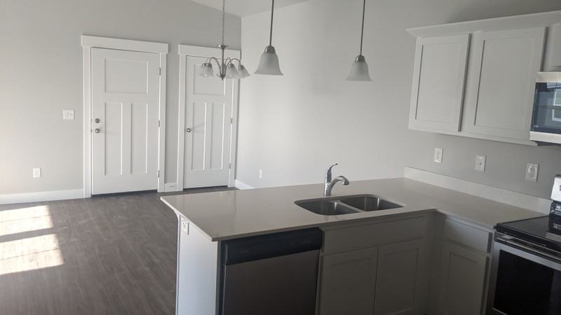 422 Nw #1 - Photo 5 of 23