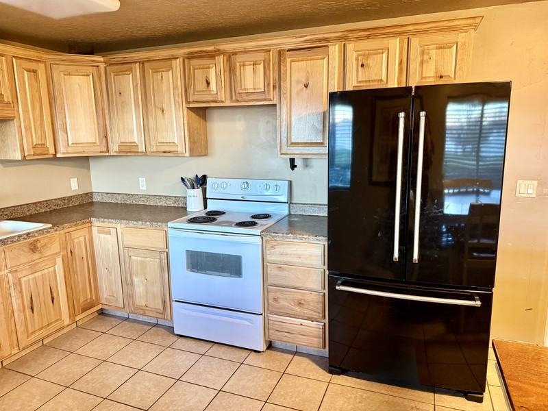 13305 S Cocomo Ct - Photo 5 of 26