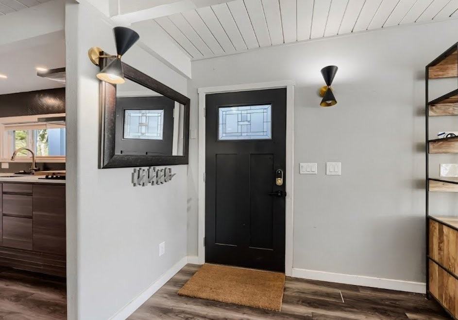 114 3rd St - Photo 4 of 16