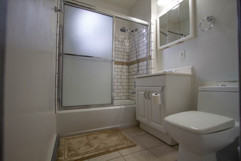 1679 Fowler Ave - Photo 7 of 10