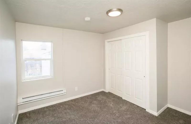 396 N Center St #1 - Photo 7 of 7