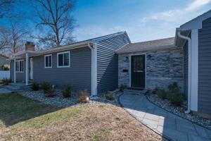 featured image of 412 Granby Rd