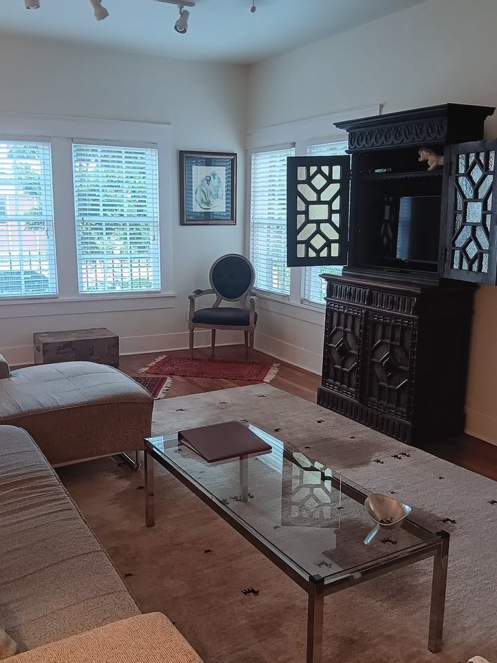 2508 Van Buren St #1 - Photo 3 of 20