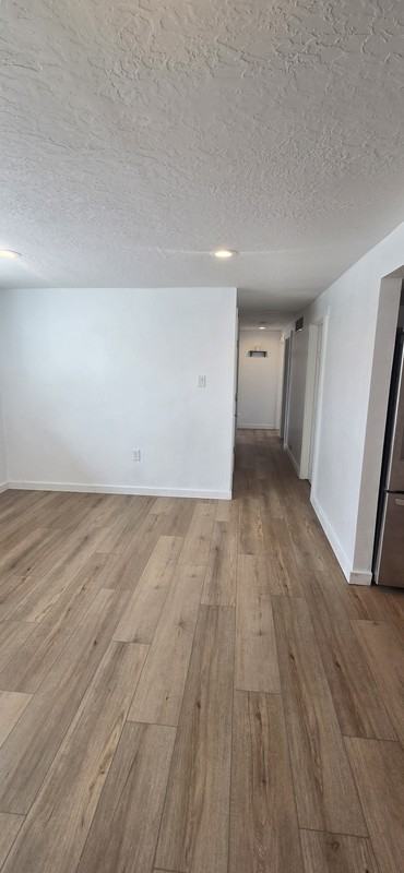 259 E Tj Dr #2 - Photo 5 of 13