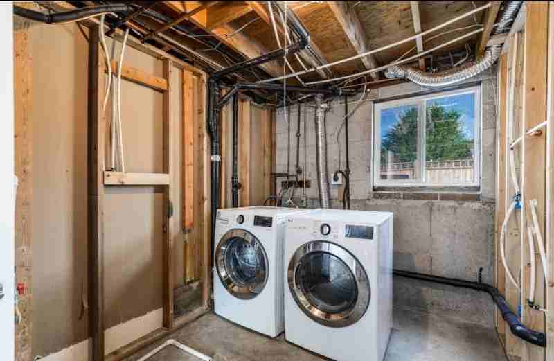 259 E Tj Dr #2 - Photo 6 of 13