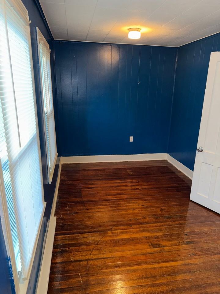 745 5th Ave #2 - Photo 4 of 14