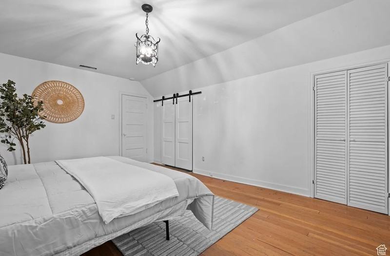 929 S Lincoln St #2 - Photo 3 of 4