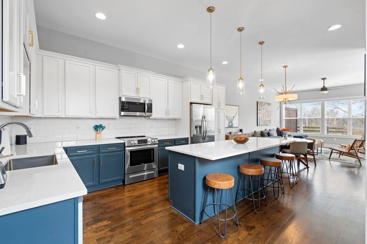 229 Duke St - Photo 5 of 26