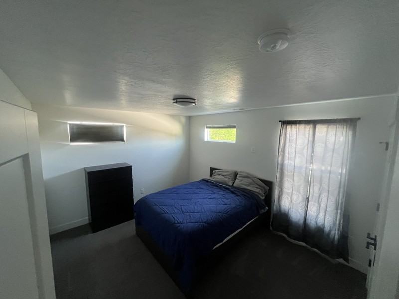 875 E Sydnee View Ln - Photo 2 of 2