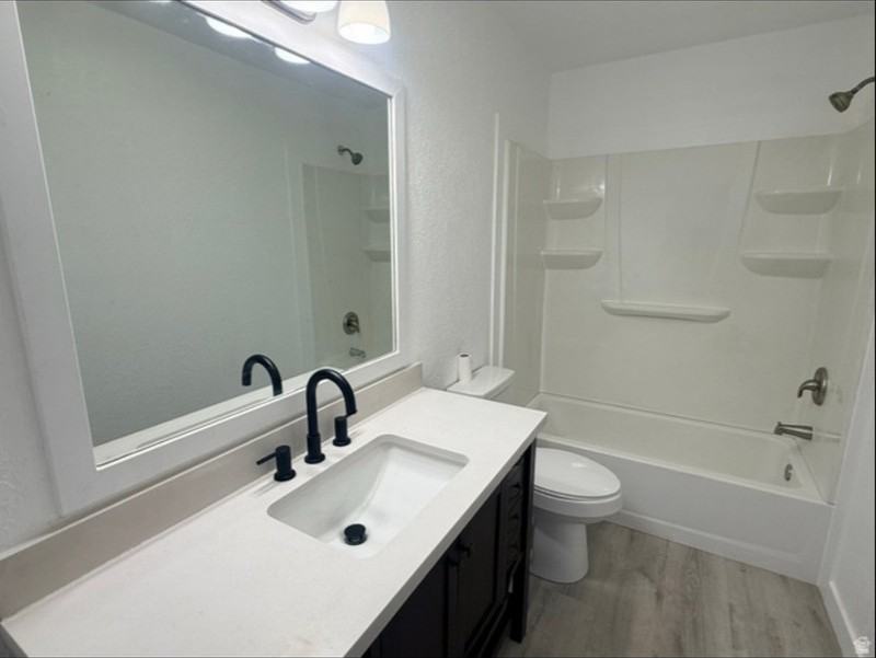 886 Wood St #A - Photo 5 of 13