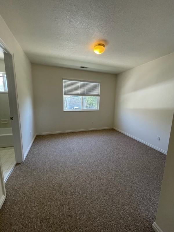 472 Es #1 - Photo 5 of 10