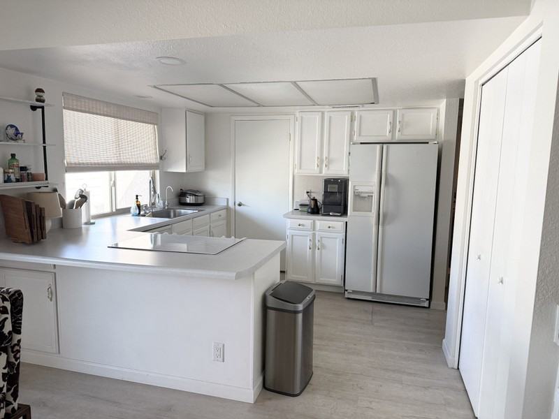 18014 N 45th Ave - Photo 3 of 17