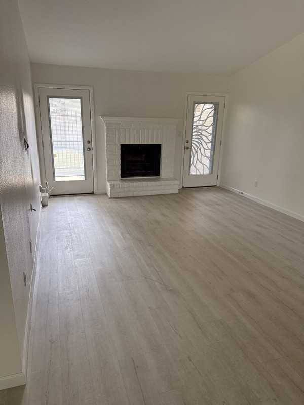 18014 N 45th Ave - Photo 5 of 17