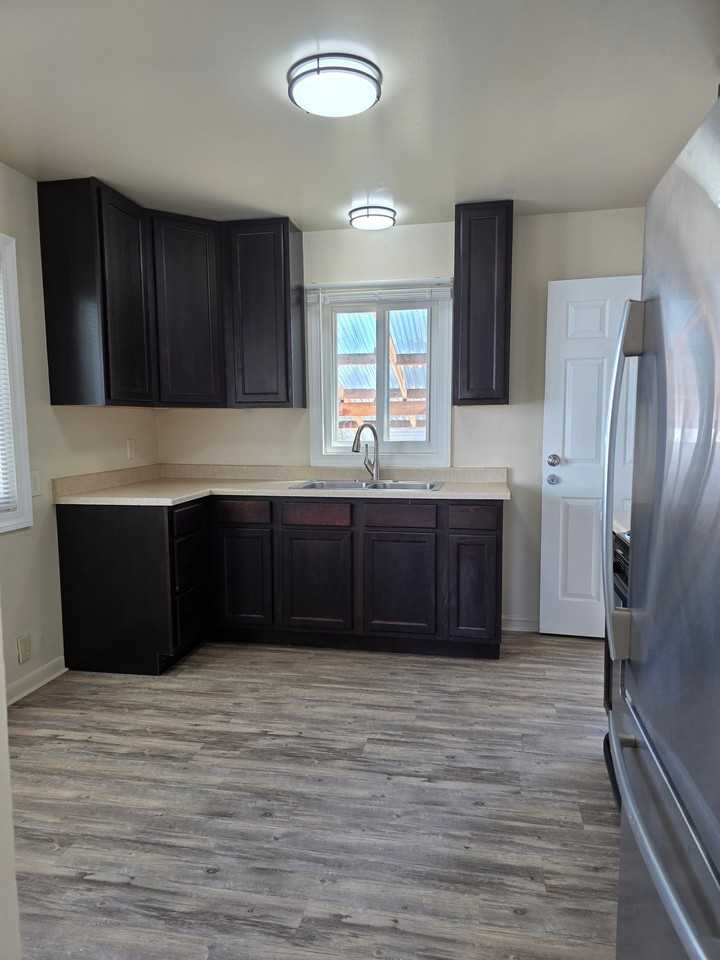 238 Terry Ave - Photo 3 of 19