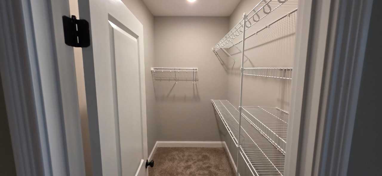 1999 Spring Lakes Cir - Photo 5 of 20