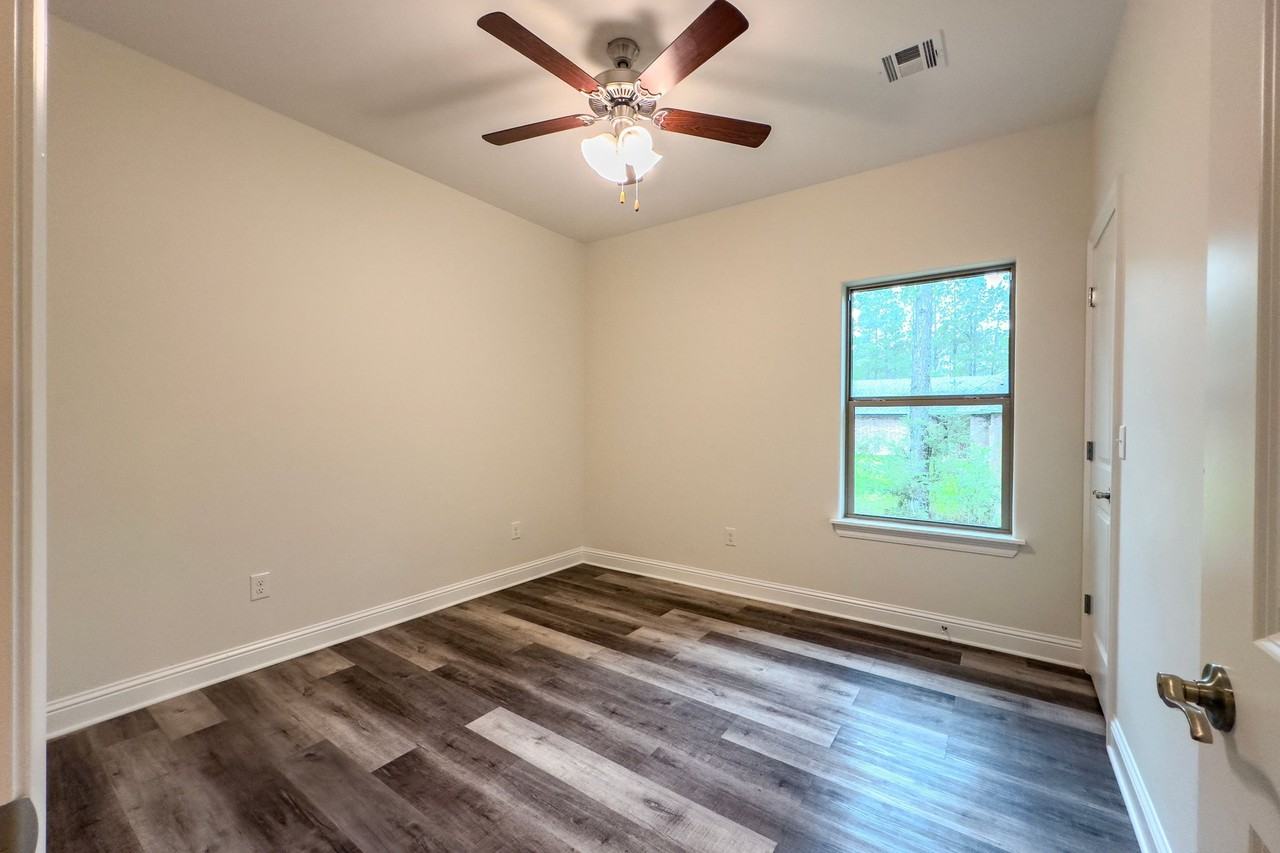 213 Steel Magnolia Ln - Photo 6 of 11