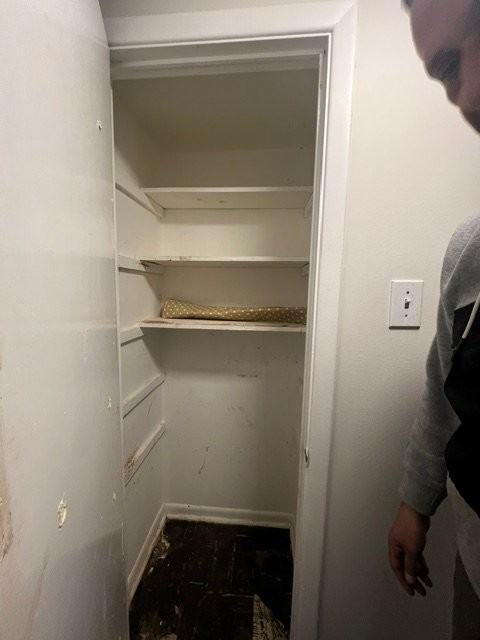 10006 Jeanes St - Photo 4 of 7