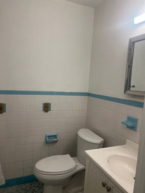 10006 Jeanes St - Photo 5 of 7