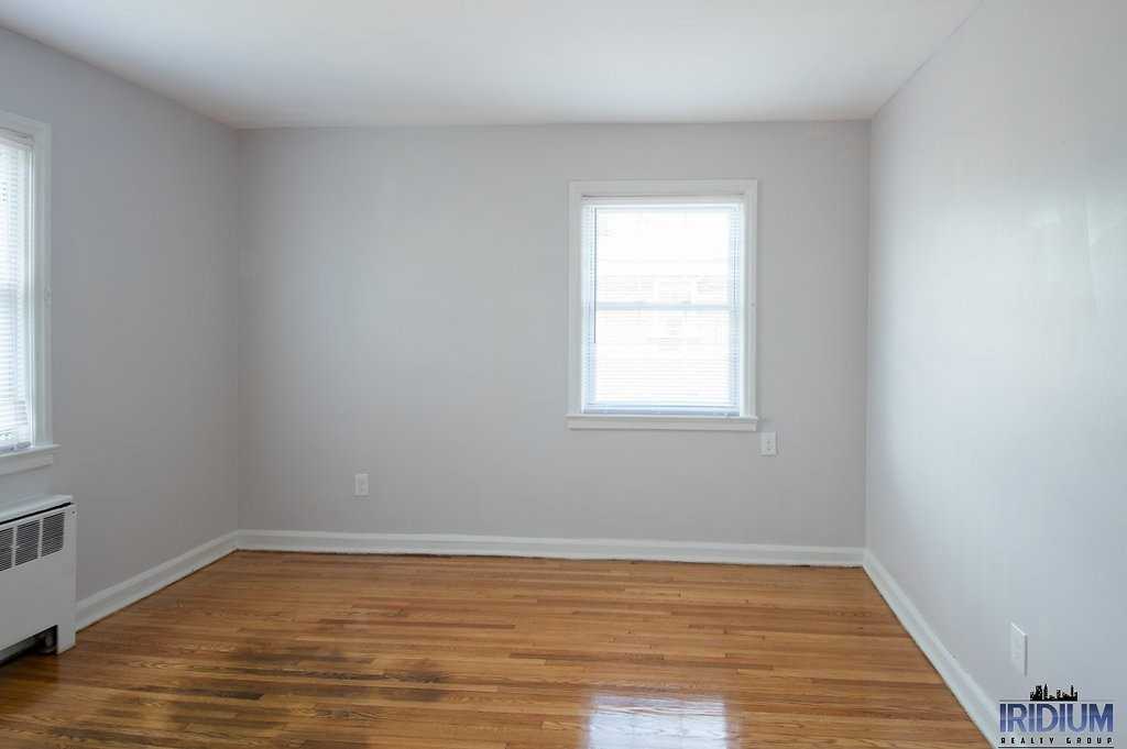 222 Roseville Ave #B1 - Photo 7 of 8