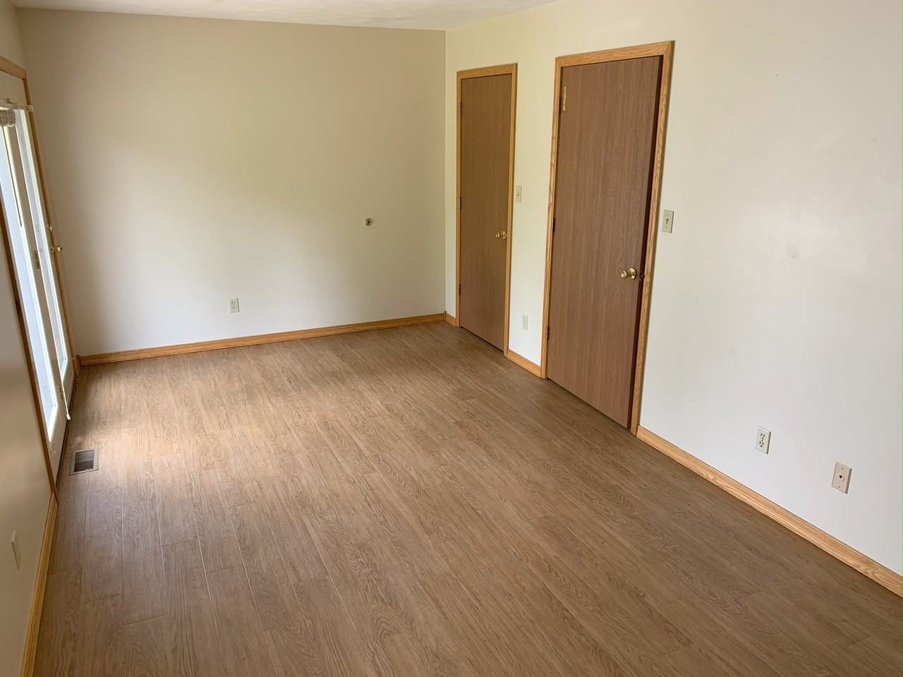 350 N Lakeland Dr - Photo 6 of 10