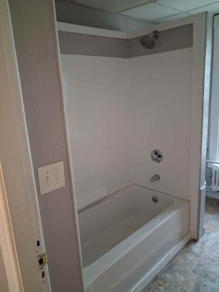 28 Beacon St #2 - Photo 4 of 13