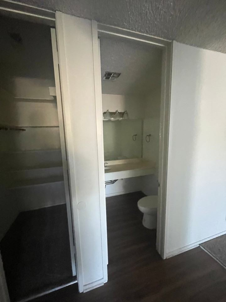 1840 Fairburn Ave #311 - Photo 5 of 11