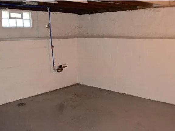 3934 Byram Ave - Photo 7 of 14