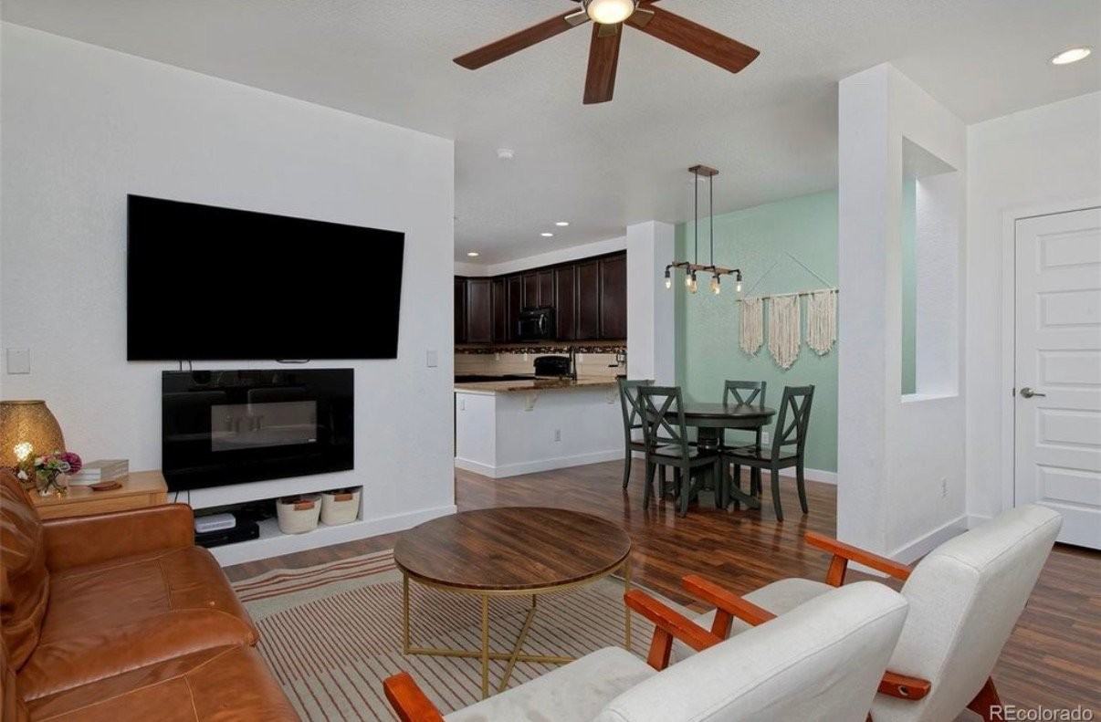 2053 W 67th Pl - Photo 2 of 20