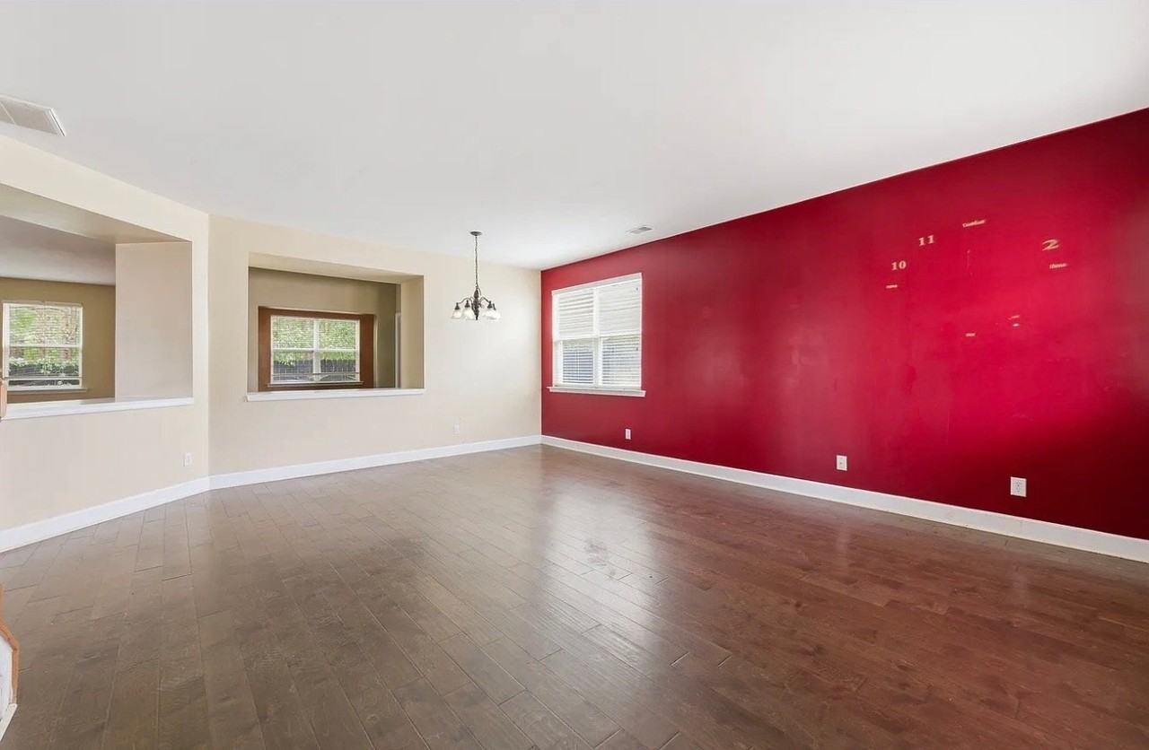 2882 Edgewater St Sw - Photo 2 of 20