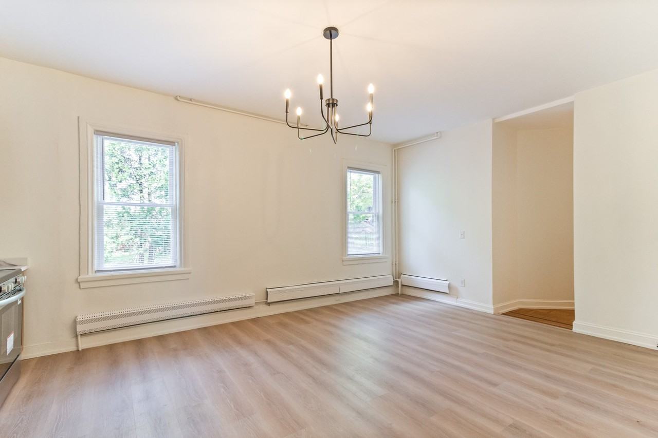 169 Waterman St #1 - Photo 3 of 11