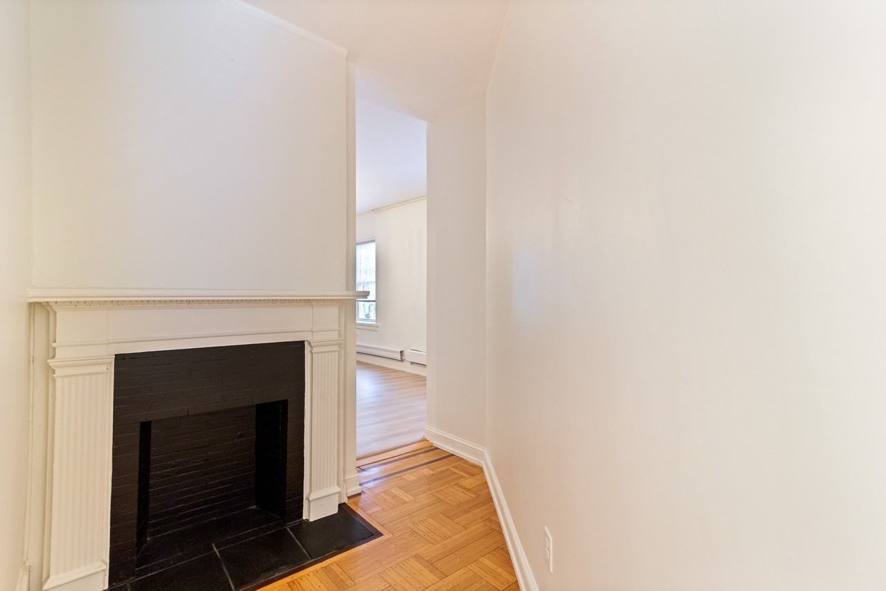 169 Waterman St #1 - Photo 7 of 11