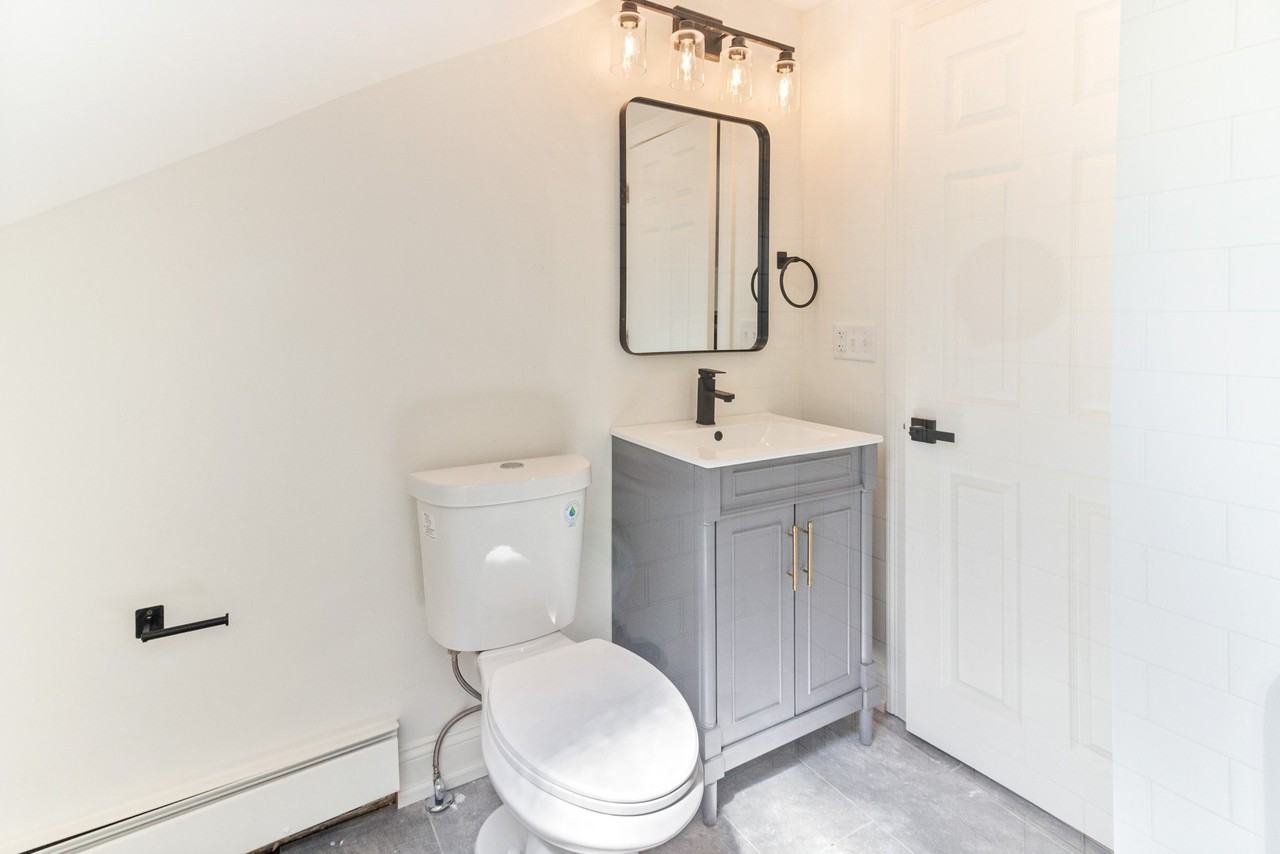 169 Waterman St #7 - Photo 6 of 13