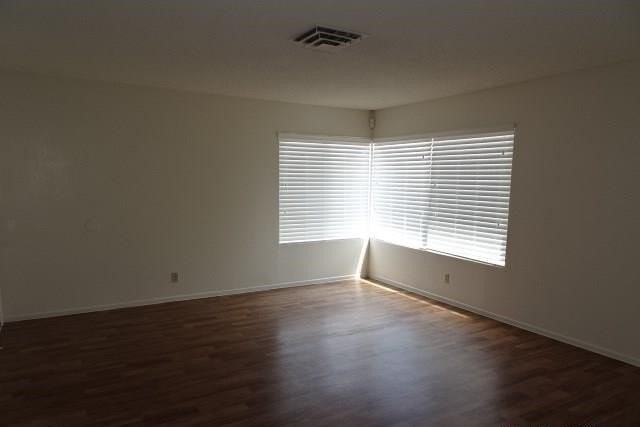 4232 Larkwood Ave - Photo 2 of 8