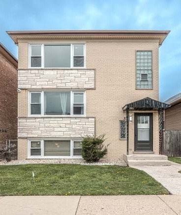2702 N 74th Ave #2 - Photo 4 of 13