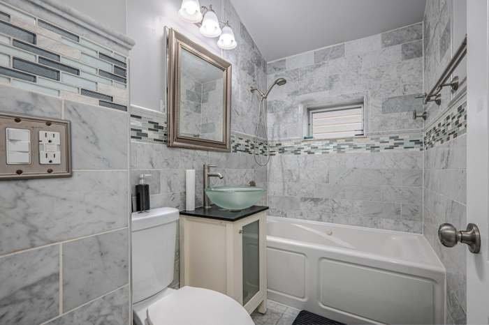 2702 N 74th Ave #2 - Photo 7 of 13