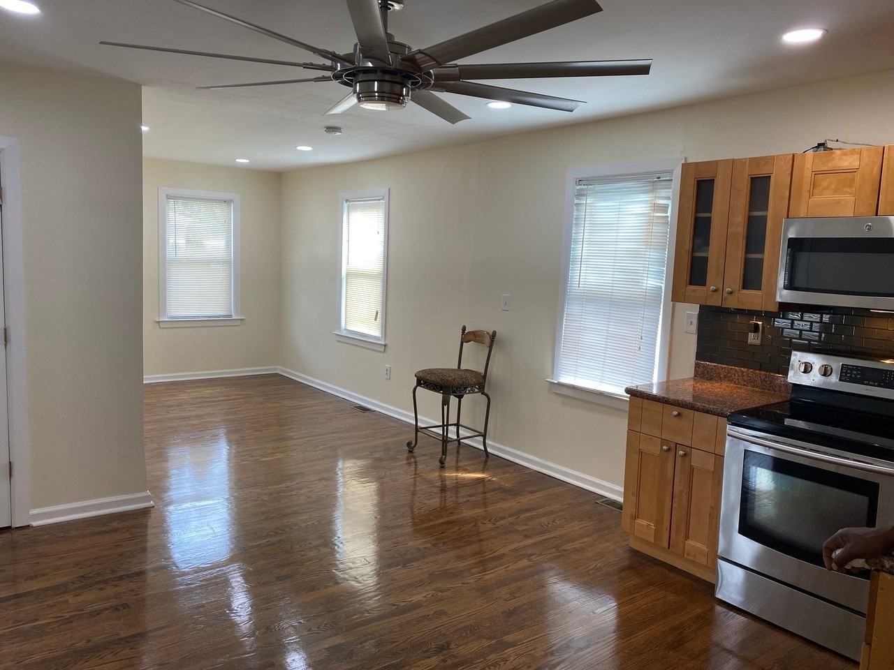 225 Columbus Ave #1stFL - Photo 3 of 10