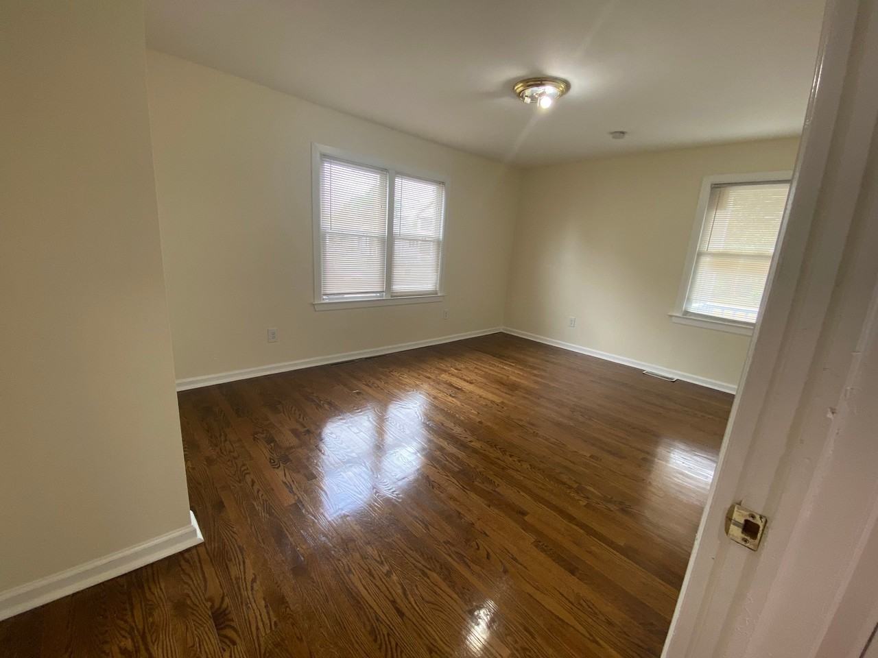 225 Columbus Ave #1stFL - Photo 7 of 10